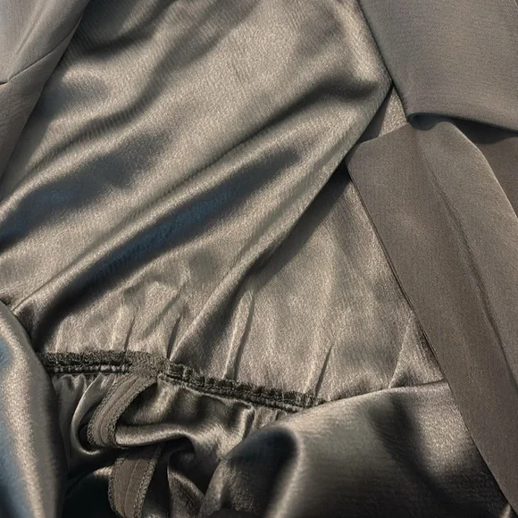 Vince Olive Green Tie-Front Maxi Dress SZ XL v-neck luxurious designer NWT - Picture 10 of 15